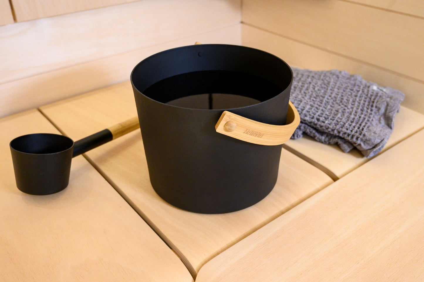 Sauna accessory Harvia pail and ladle Aluminium black