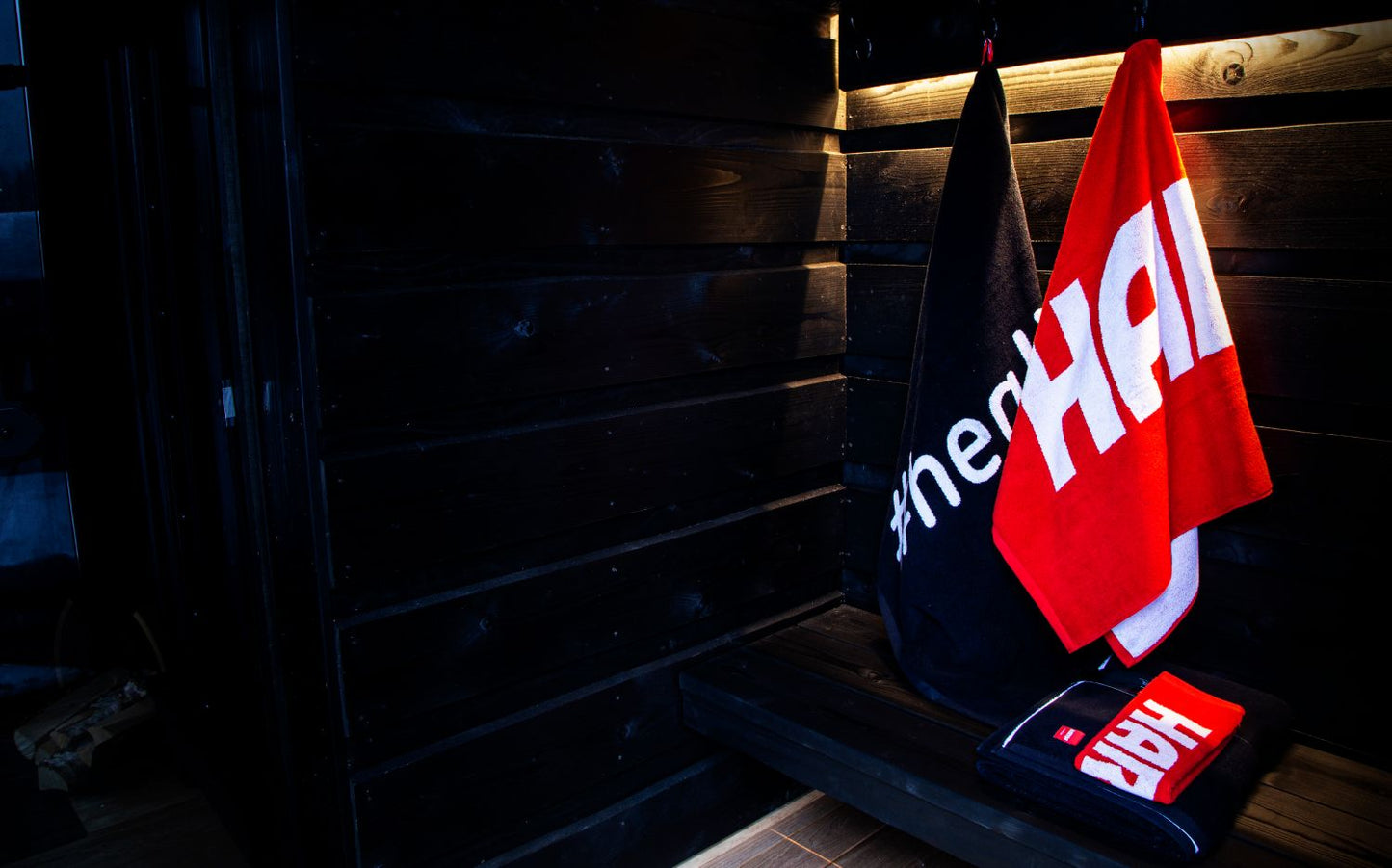 Towel HARVIA 70 x 140cm red