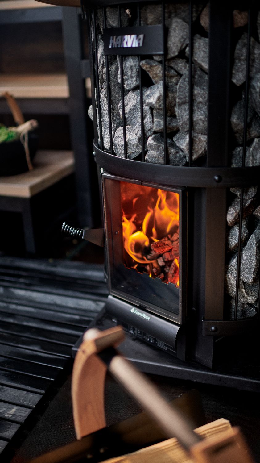 Wood burning heater Harvia Legend 240 GreenFlame black