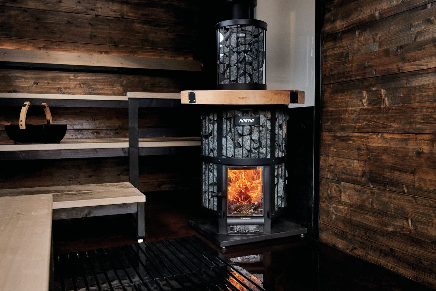 Wood burning heater Harvia Legend 240 GreenFlame black
