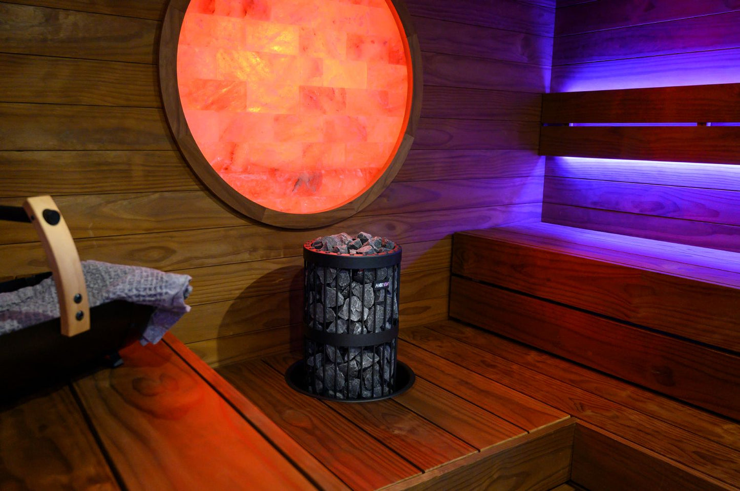 Sauna heater stones Harvia Black Vulcanite 5-10 cm 20 kg