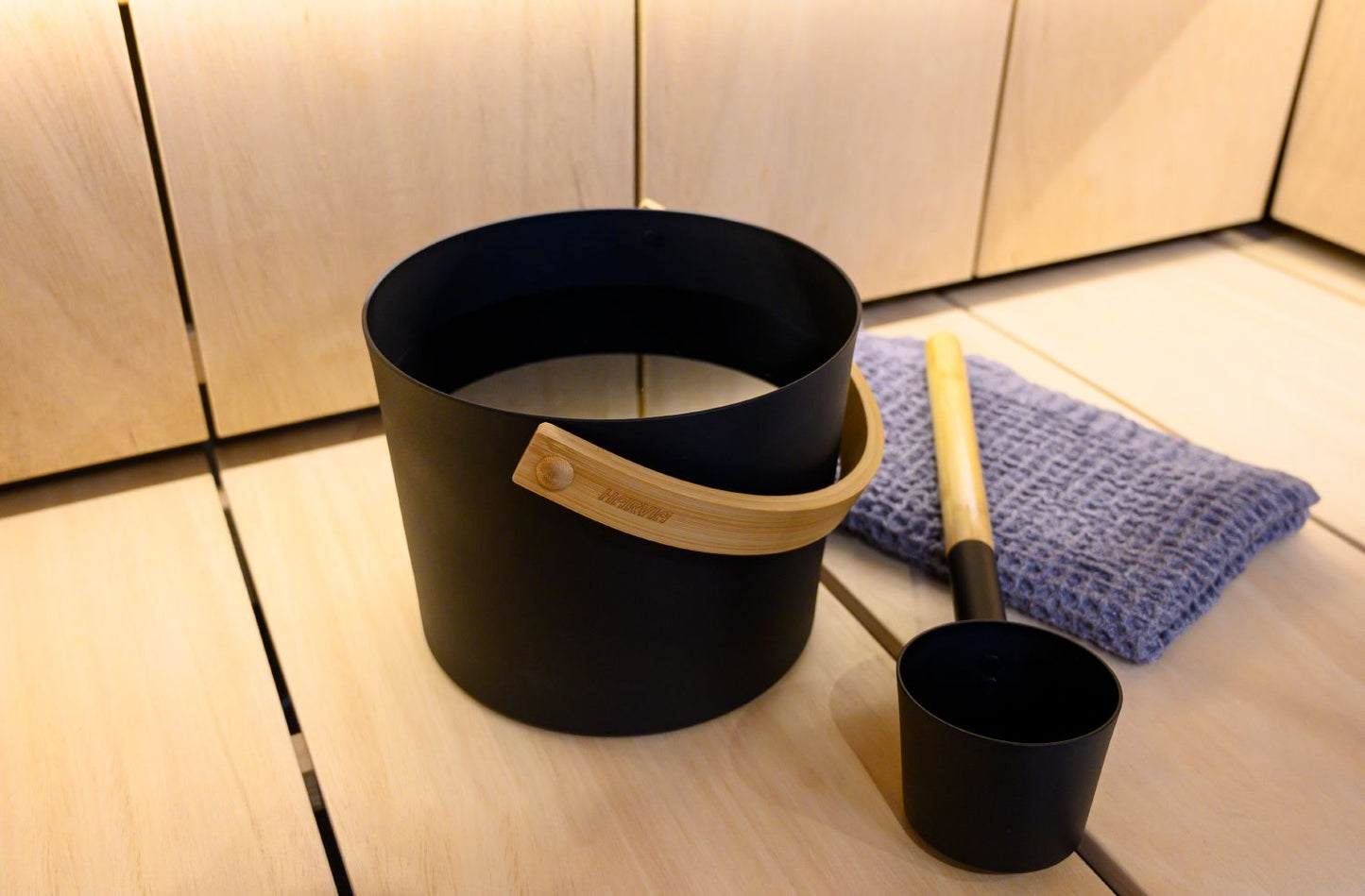 Sauna accessory Harvia pail and ladle Aluminium black