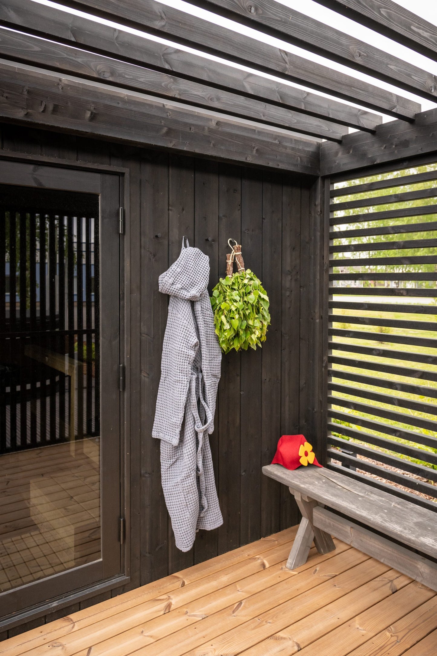 Nordic Misty Garden/Privacy Fence