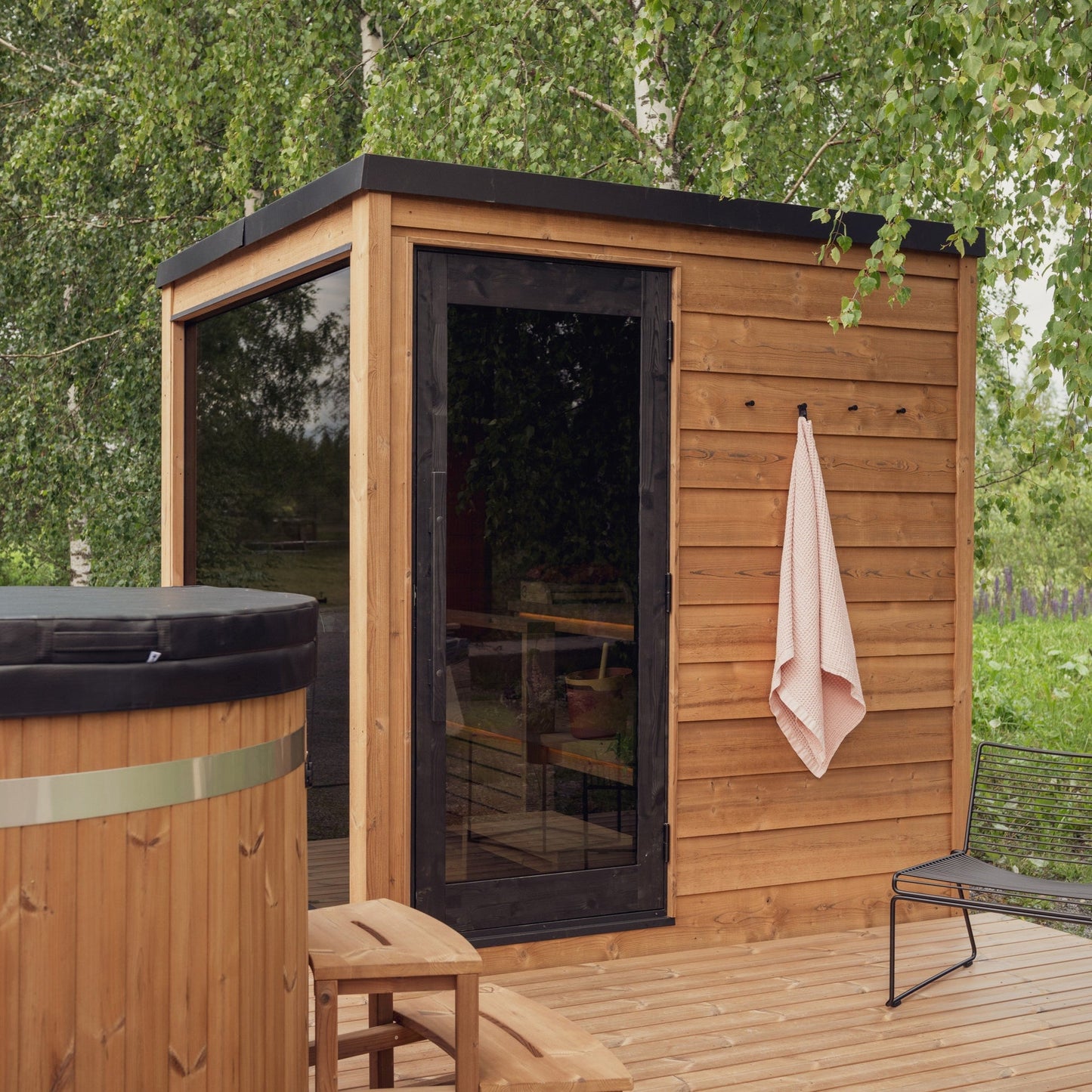 Nordic Dawn Indoor Traditional 4 Person Cabin Sauna